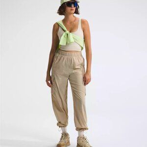 NEW The North Face Cargo Pants Womens XXL Outdoors Athleisure Neutral Gorpcore